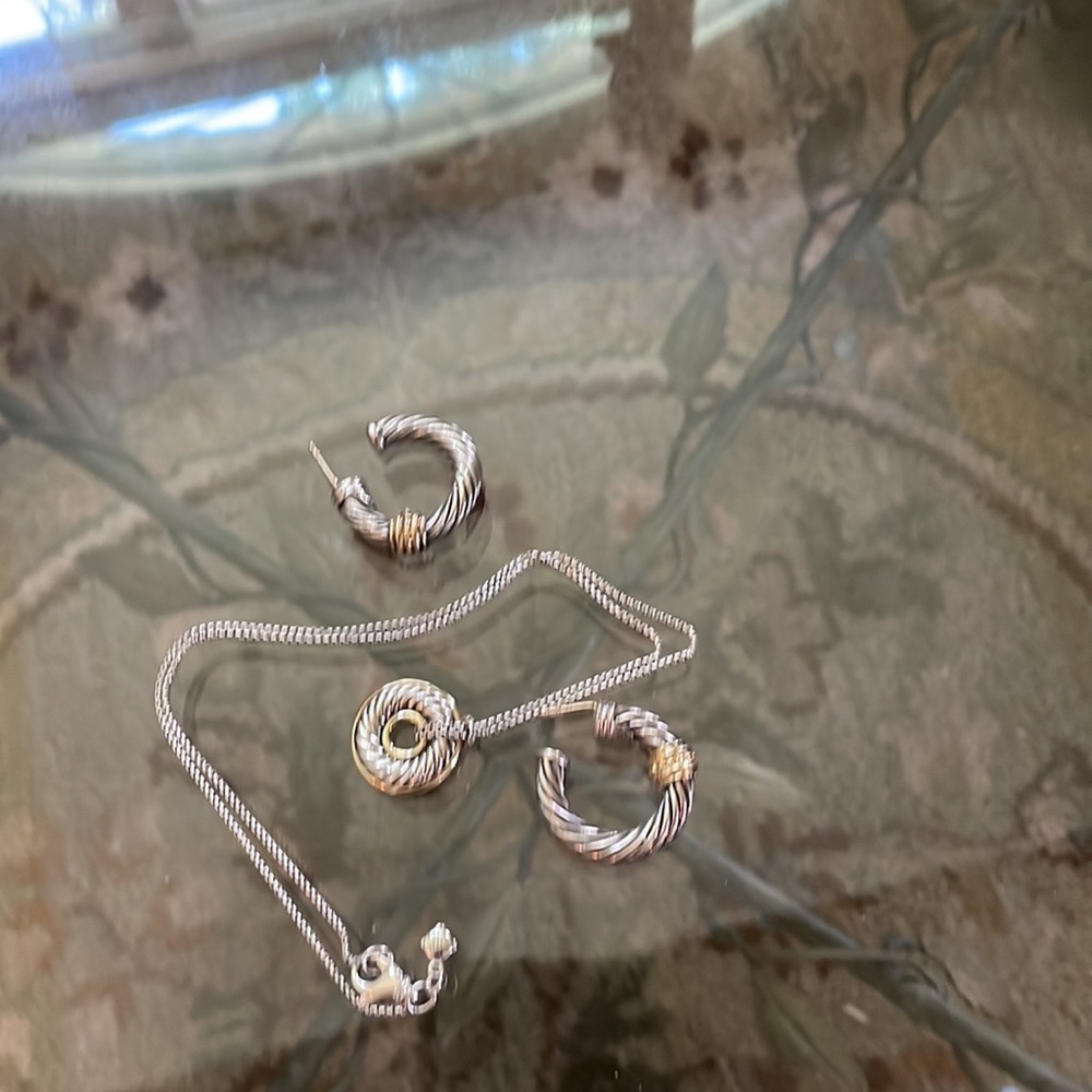 David Yurman 18 K Sterling Cable Necklace - Picture 14 of 16